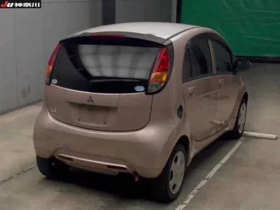 Mitsubishi I