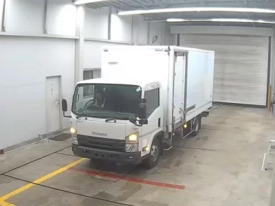 Isuzu ELF