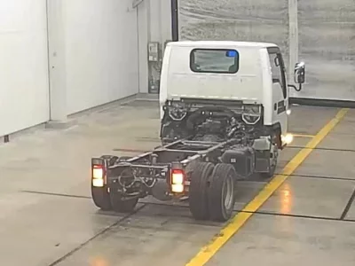 Isuzu ELF