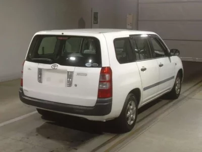 Toyota SUCCEED