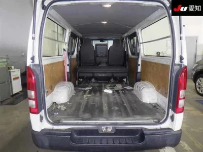 Toyota REGIUS ACE VAN