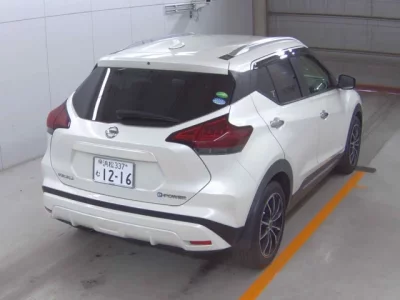 Nissan KIX