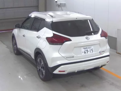 Nissan KIX