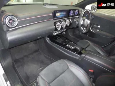 Mercedes-Benz CLA CLASS