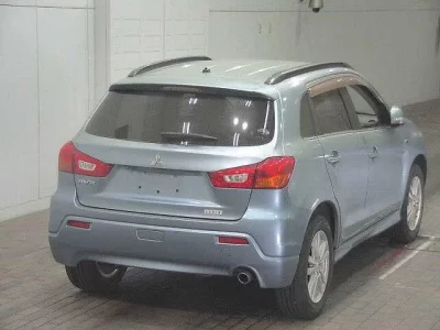 Mitsubishi RVR