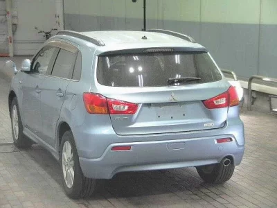Mitsubishi RVR