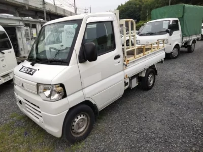 Mitsubishi MINICAB TRUCK