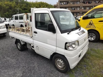 Mitsubishi MINICAB TRUCK