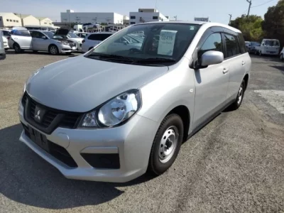 Mitsubishi LANCER VAN