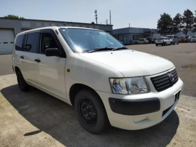 Toyota SUCCEED