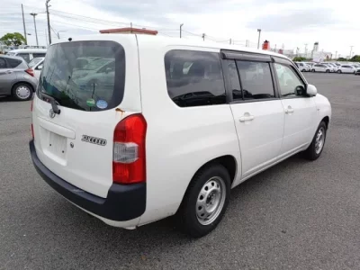 Toyota SUCCEED