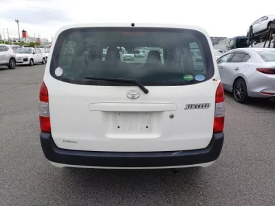 Toyota SUCCEED