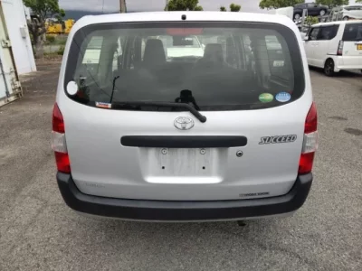 Toyota SUCCEED