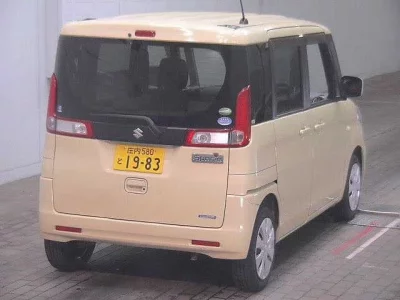 Suzuki SPACIA
