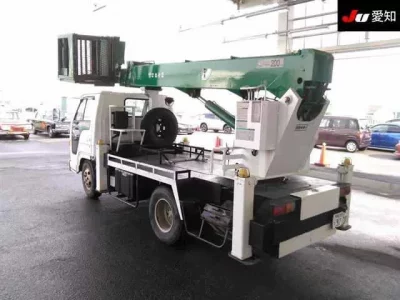 Isuzu ELF