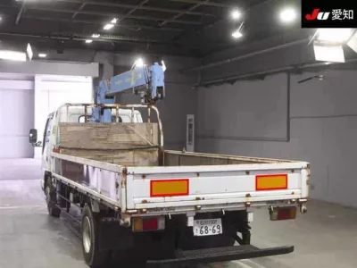 Isuzu ELF