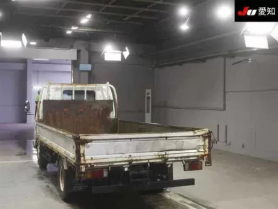 Nissan ATLAS