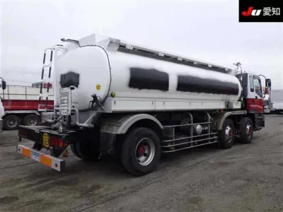 Isuzu TRUCK