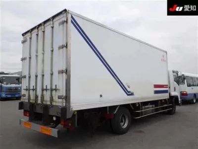 Isuzu TRUCK