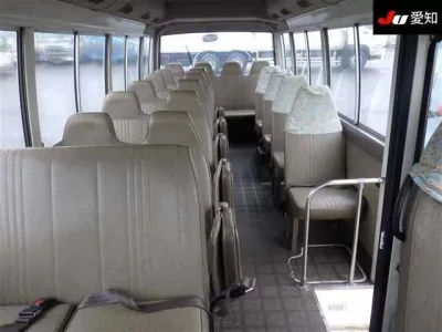 Isuzu JOURNEY