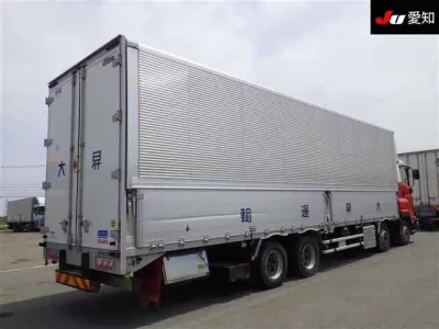 Isuzu TRUCK