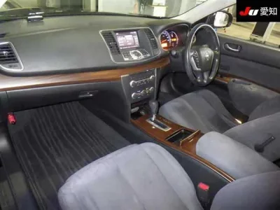 Nissan TEANA