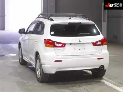 Mitsubishi RVR