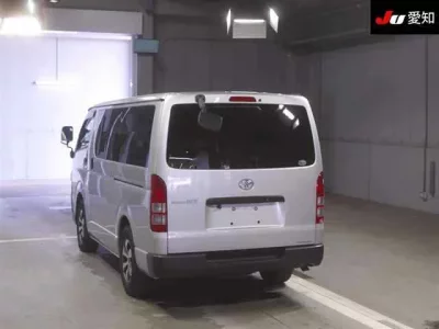 Toyota REGIUS ACE VAN