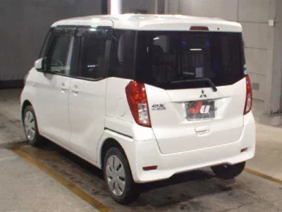 Mitsubishi EK SPACE