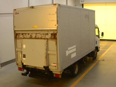 Isuzu ELF