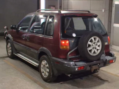 Mitsubishi RVR