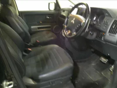 Mitsubishi DELICA D5