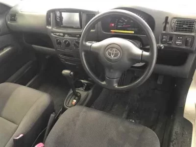 Toyota SUCCEED
