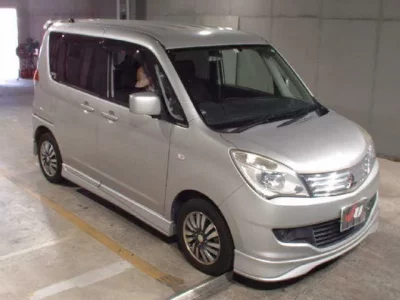 Mitsubishi DELICA D2