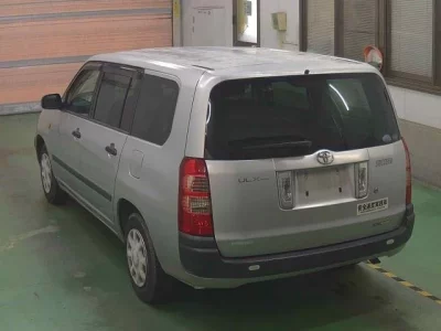 Toyota SUCCEED