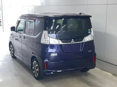 Mitsubishi DELICA D2