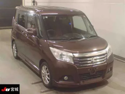 Mitsubishi DELICA D2