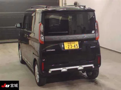 Mitsubishi DELICA MINI