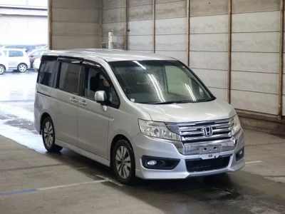 Honda STEP WAGON