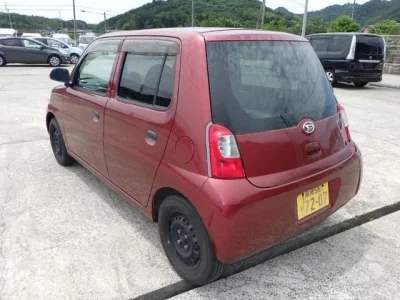 Daihatsu Esse