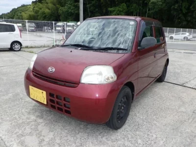Daihatsu Esse