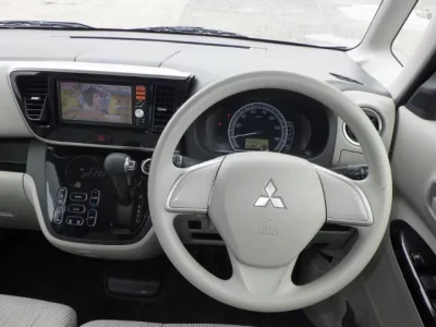 Mitsubishi EK SPACE