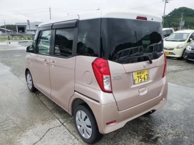 Mitsubishi EK SPACE
