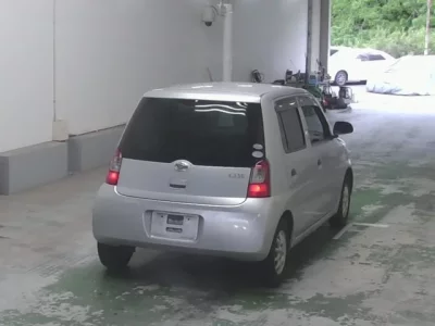 Daihatsu Esse