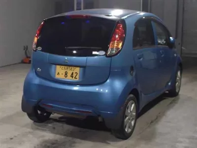 Mitsubishi I