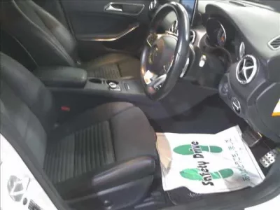 Mercedes-Benz CLA CLASS