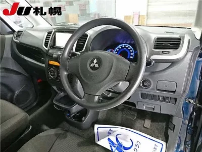 Mitsubishi DELICA D2