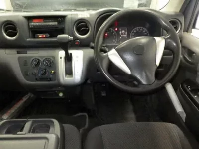 Isuzu COMO