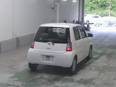 Daihatsu Esse