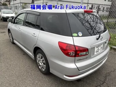 Nissan WINGROAD